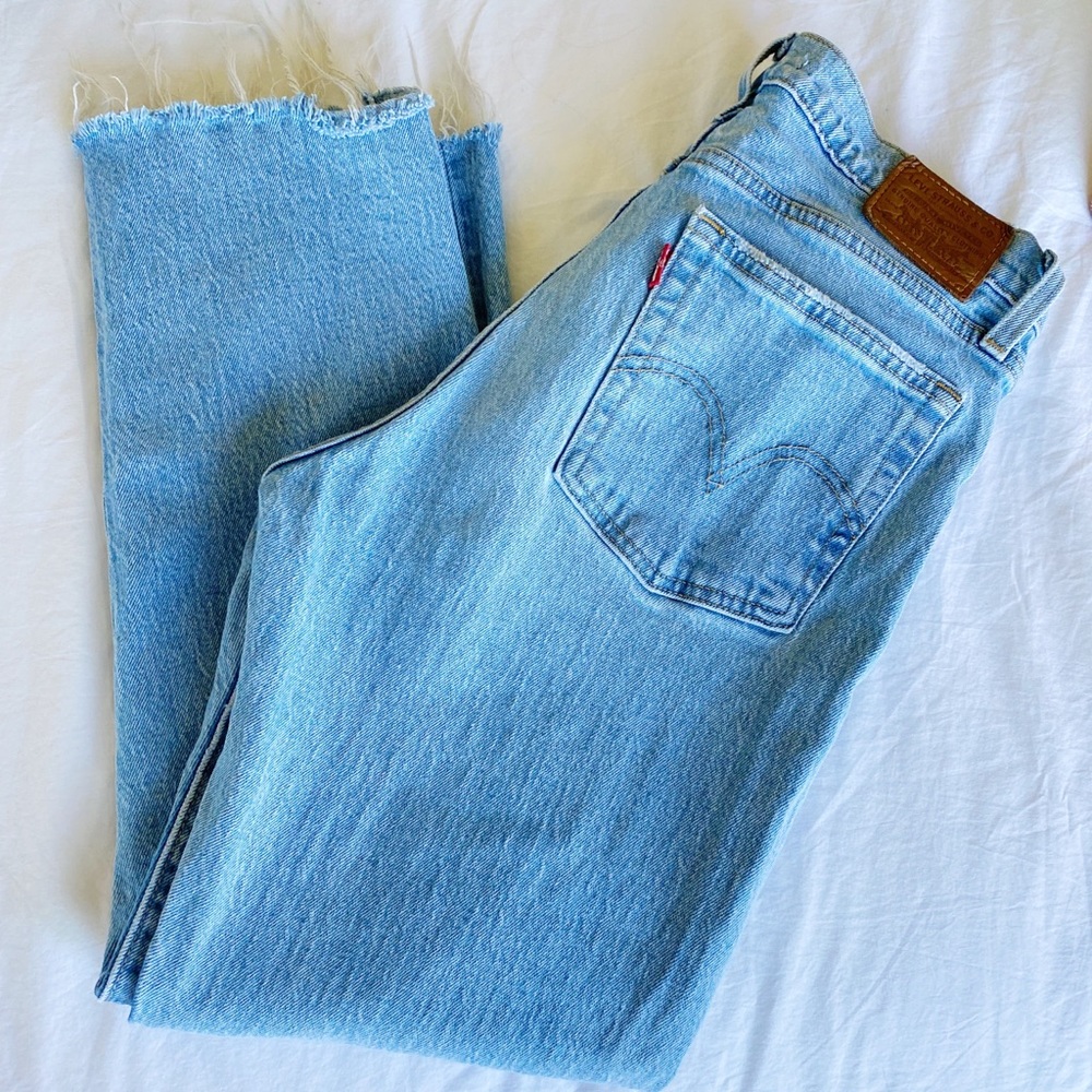 Wedgie high waist raw hem straight leg jean